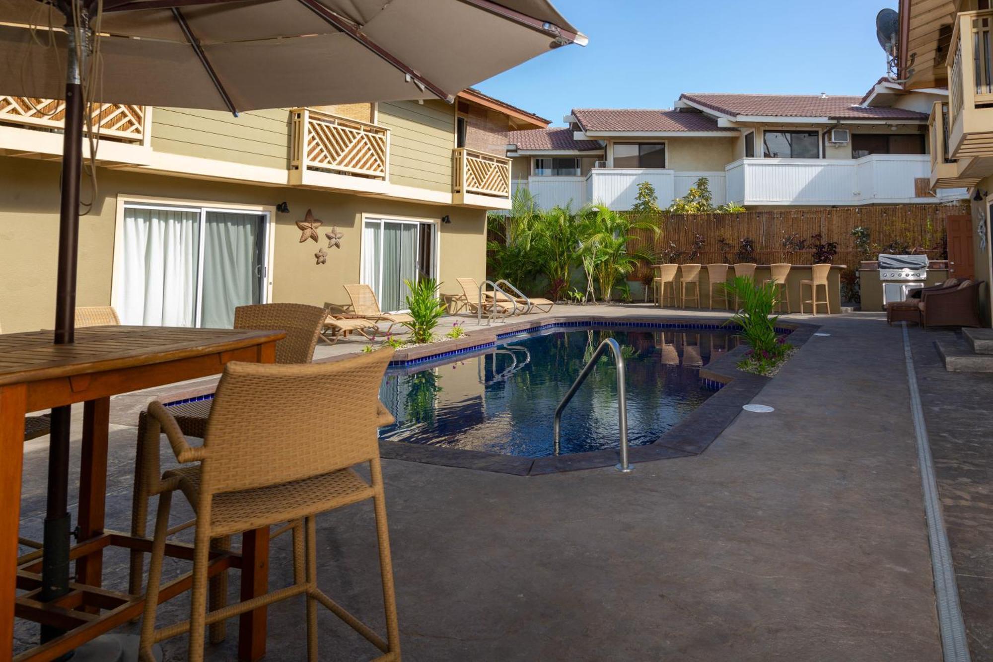 Plumeria Suite, 2-Bedrooms, Sleeps 6, Pool & Bbq, Pre-Renovation Summer Sale Kihei Exteriér fotografie