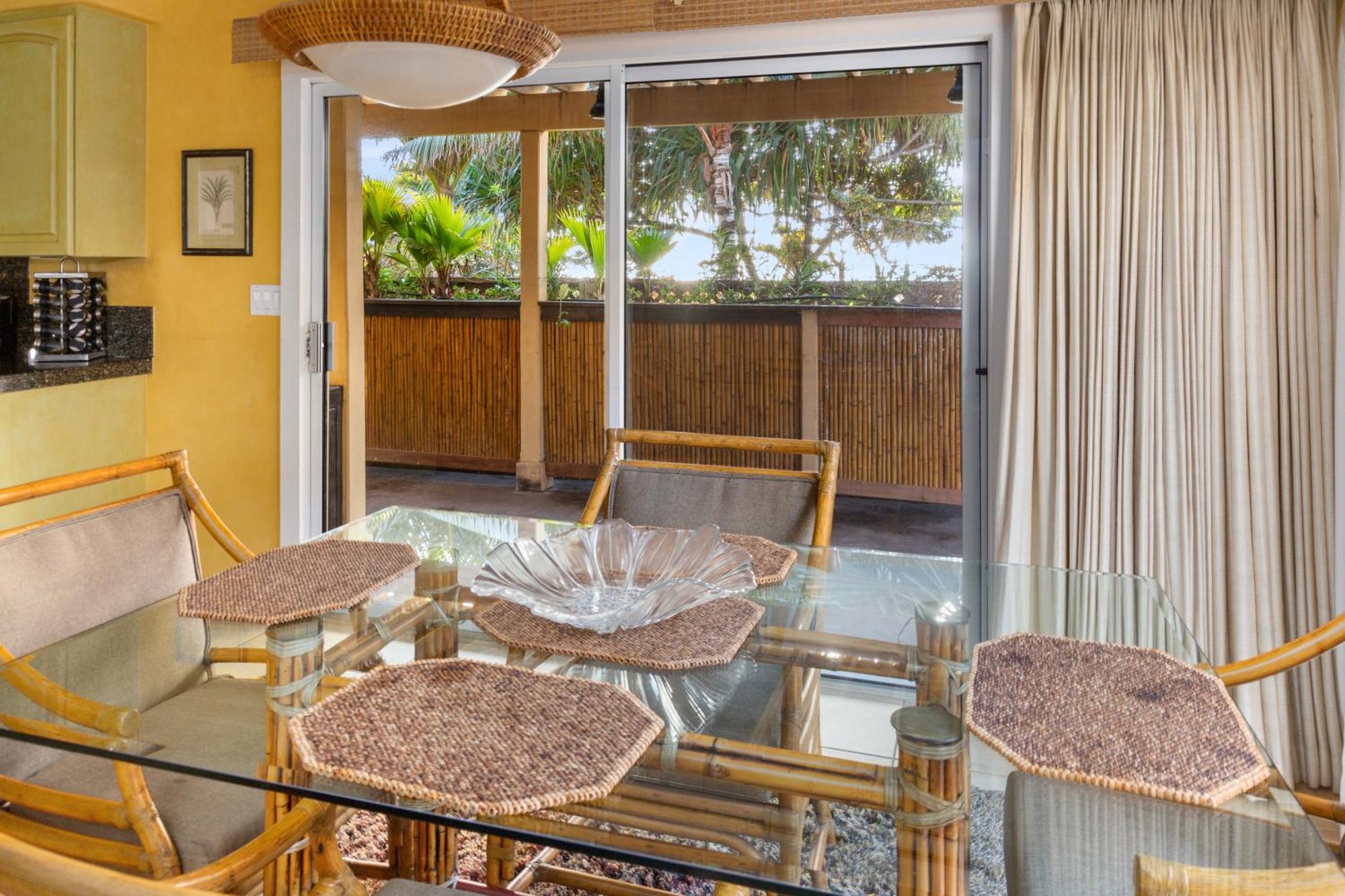 Plumeria Suite, 2-Bedrooms, Sleeps 6, Pool & Bbq, Pre-Renovation Summer Sale Kihei Exteriér fotografie