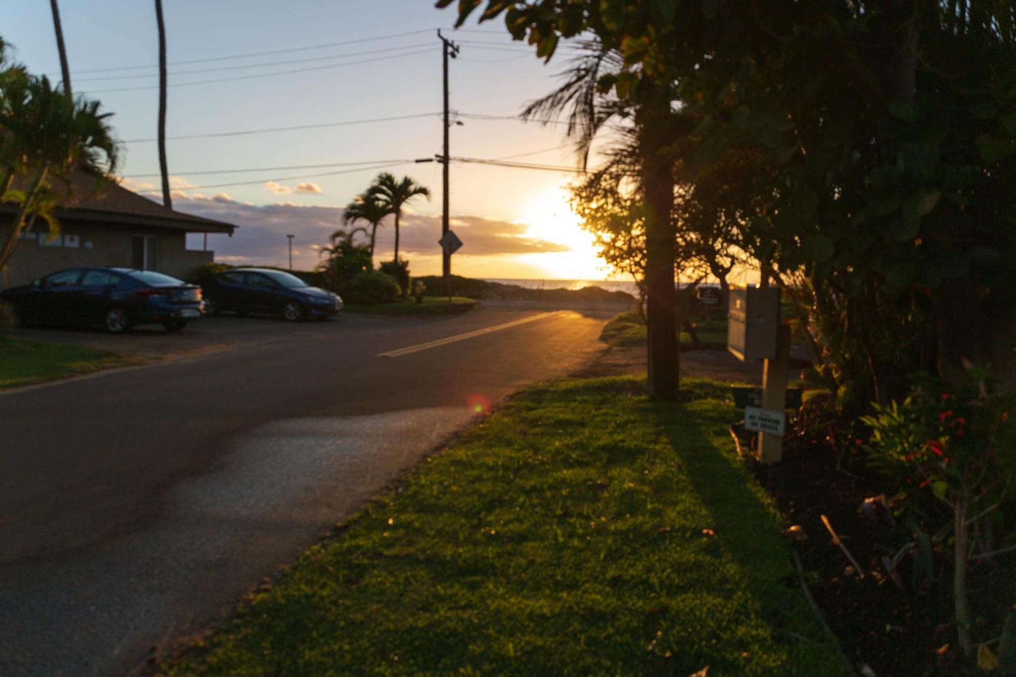 Plumeria Suite, 2-Bedrooms, Sleeps 6, Pool & Bbq, Pre-Renovation Summer Sale Kihei Exteriér fotografie